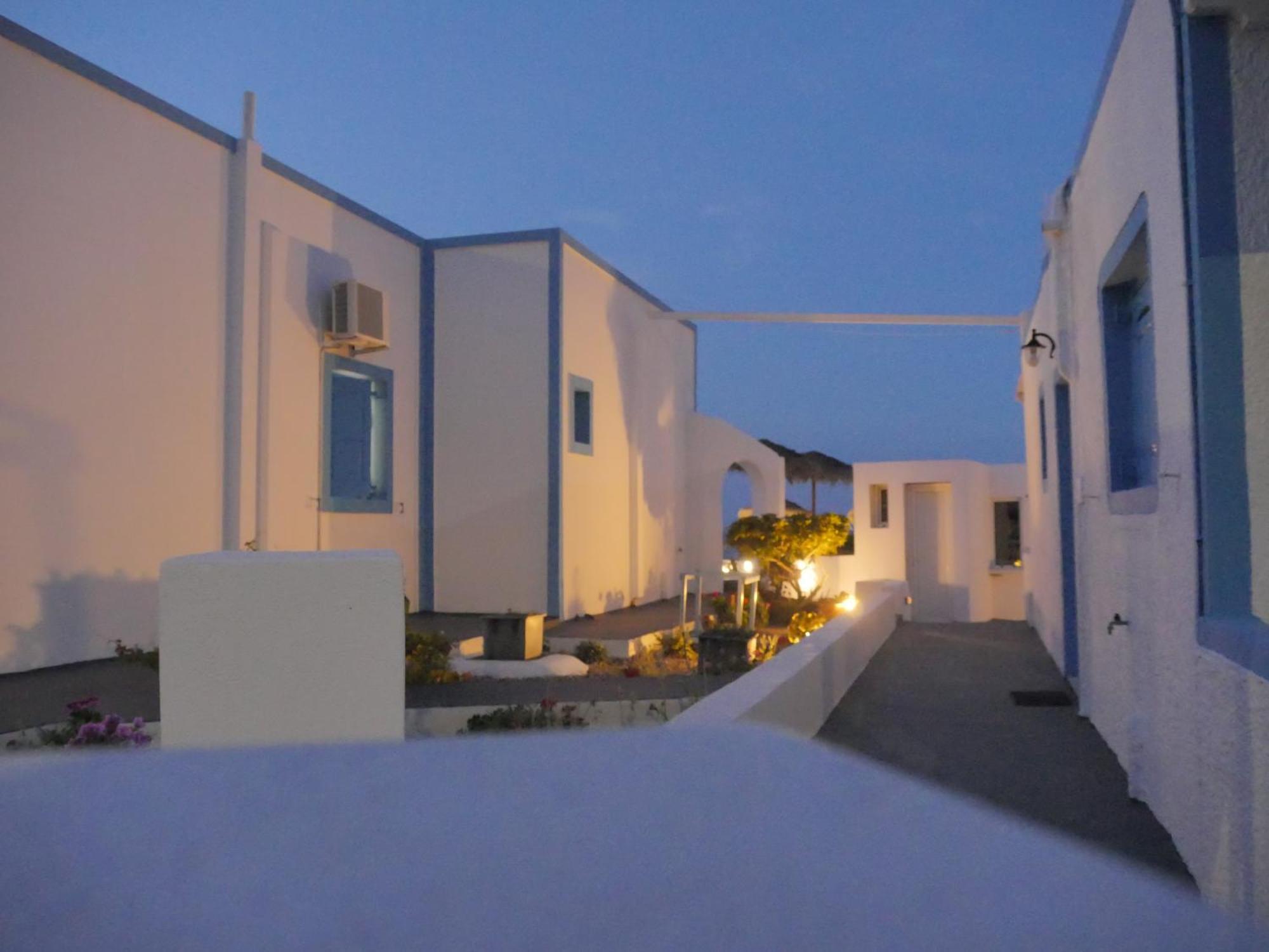 Ancient Thera Apartments Kamári Extérieur photo